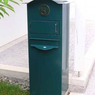 Briefkästen und Briefkasten-anlagen