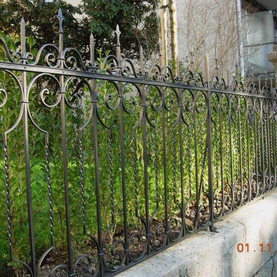 Restauration eines Gartenhages